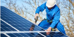 Installation Maintenance Panneaux Solaires Photovoltaïques à Cours-les-Bains